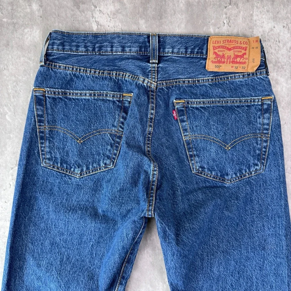Levis 501 Jeans Mens 32x32 Blue Denim Western Button Fly Dark Fade Y2K